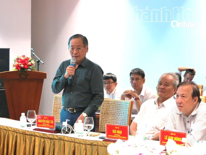 Diễn đàn trí thức “Khánh Hòa với xu thế phát triển kinh tế tri thức - cơ hội và thách thức”