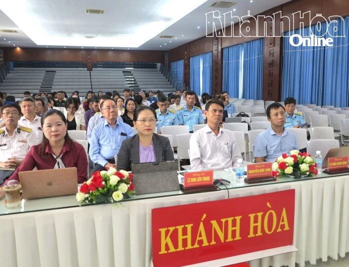 Bồi dưỡng kiến thức lý luận chính trị cho giảng viên, giáo viên