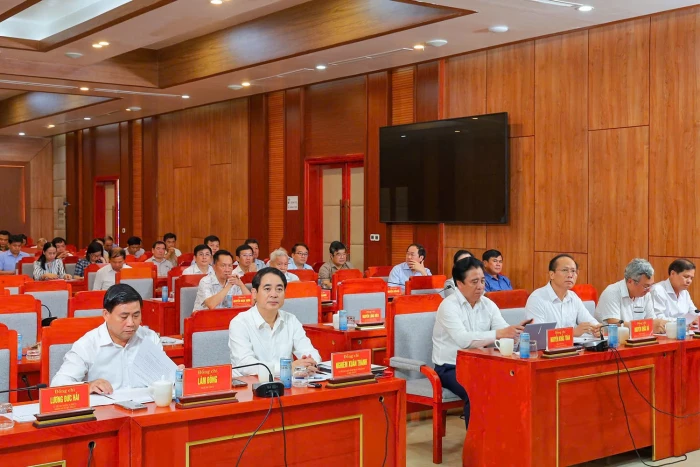 Hội nghị nghiên cứu, học tập, quán triệt Nghị quyết và chương trình hành động thực hiện Nghị quyết Đại hội đại biểu Đảng bộ tỉnh Khánh Hòa lần thứ I, nhiệm kỳ 2025 - 2030