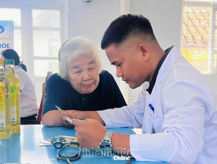 Triển khai giám sát chương trình tư vấn sức khỏe tim mạch miễn phí