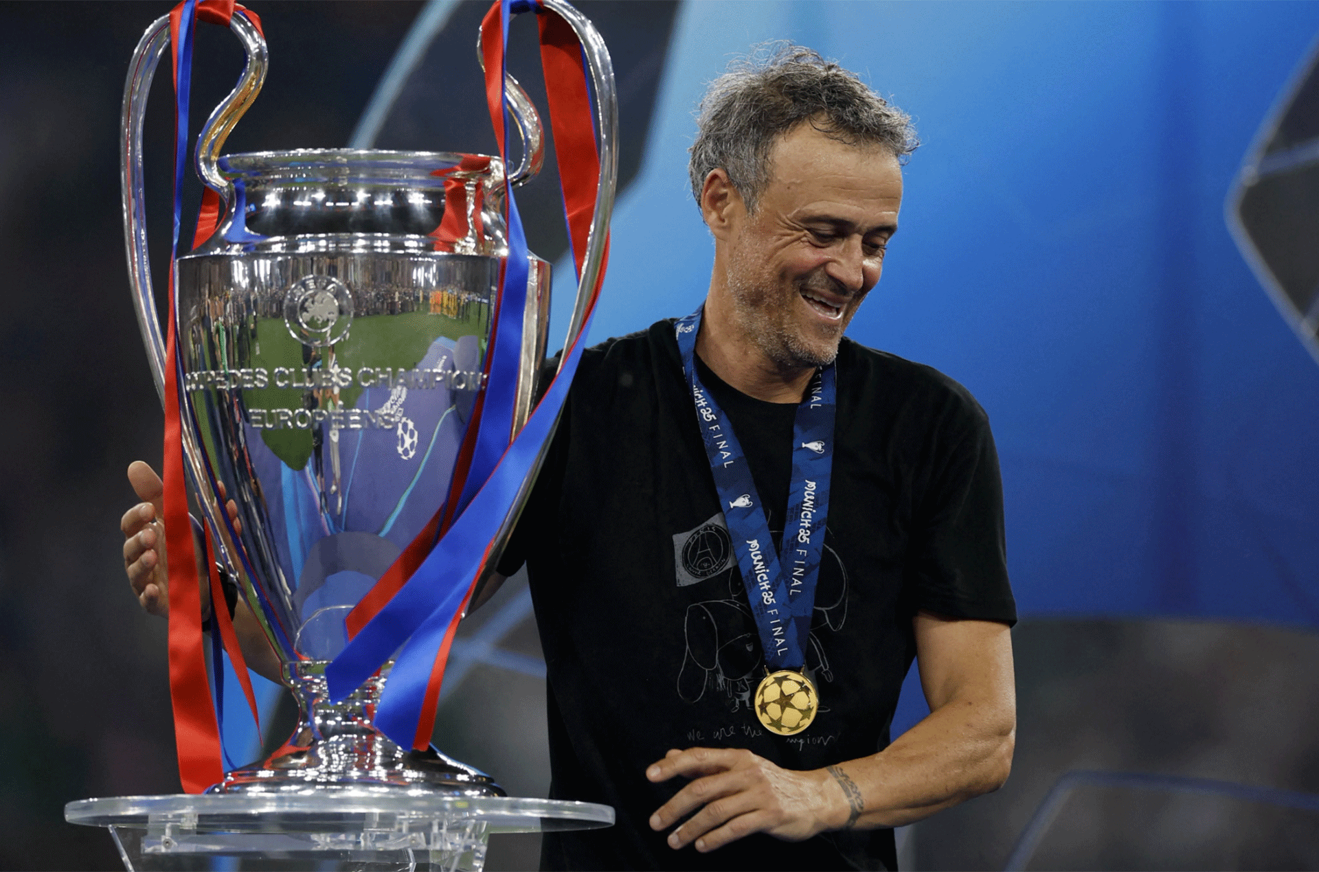 Thực dụng kiểu… Luis Enrique