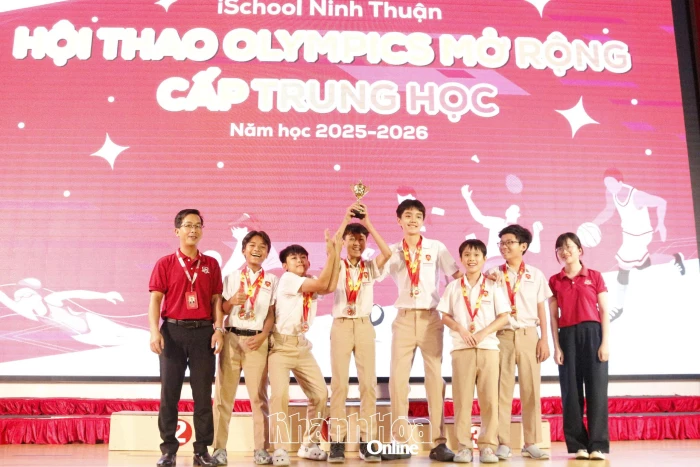 Trường THPT iSchool Ninh Thuận trao giải Hội thao Olympics mở rộng cấp trung học
