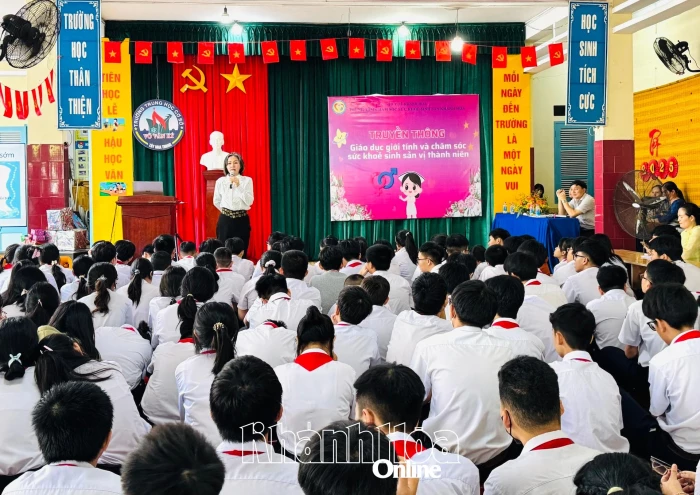 Truyền thông chăm sóc sức khỏe sinh sản vị thành niên