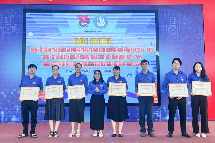 Tổng kết công tác đoàn, hội trong thanh niên trường học, sinh viên năm học 2024 - 2025