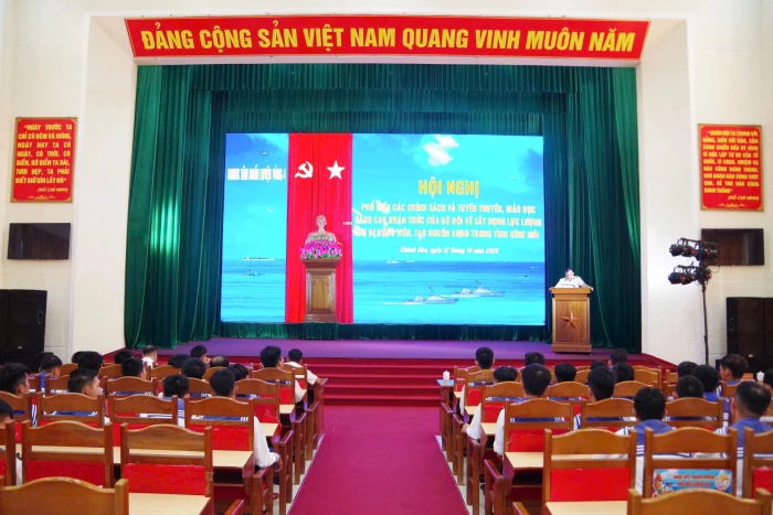 Trung tâm Huấn luyện Vùng 4 Hải quân tuyên truyền nâng cao nhận thức về xây dựng lực lượng dự bị động viên