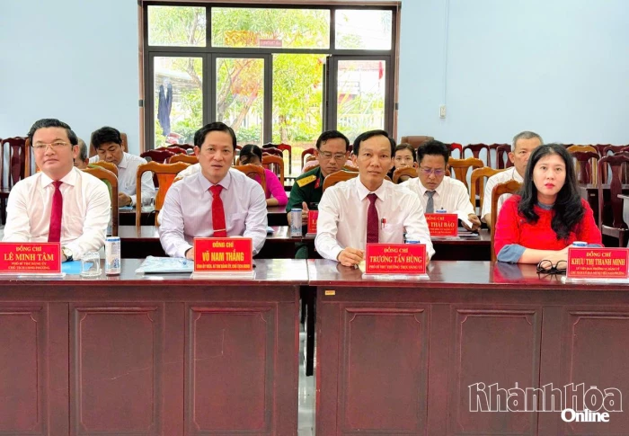 HĐND phường Đông Ninh Hòa tổ chức kỳ họp chuyên đề