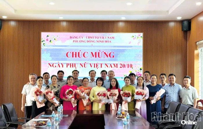 Phường Đông Ninh Hòa họp mặt kỷ niệm Ngày thành lập Hội Liên hiệp Phụ nữ Việt Nam