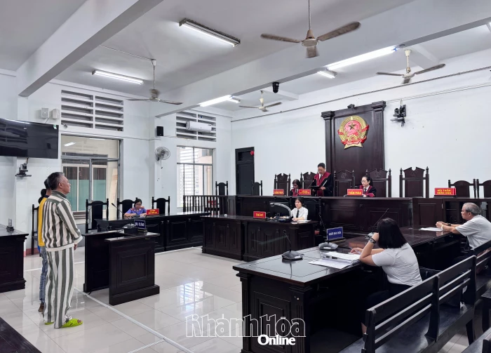 Chấp nhận kháng cáo của 3 bị cáo phạm tội chứa mại dâm