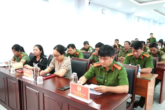Công an xã Vạn Ninh công bố Điểm tiếp nhận đăng ký, tư vấn cai nghiện ma túy