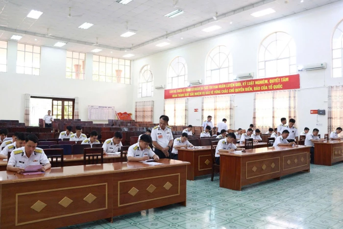 Lữ đoàn 101 tổ chức hội thi Bí thư đảng ủy bộ phận, bí thư chi bộ giỏi năm 2026