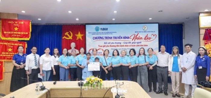 Báo và Phát thanh, Truyền hình Khánh Hòa phối hợp trao 45 triệu đồng hỗ trợ bệnh nhân có hoàn cảnh khó khăn