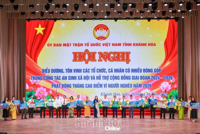 Chung tay chăm lo cho người nghèo