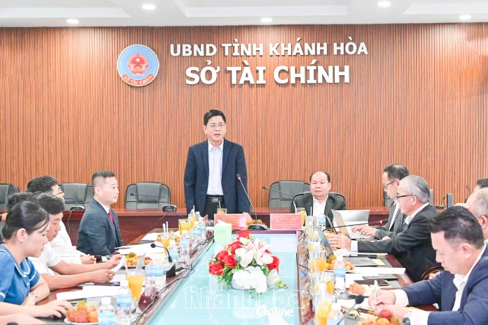 Đoàn công tác của Bộ Tài chính Lào làm việc với Sở Tài chính tỉnh Khánh Hòa