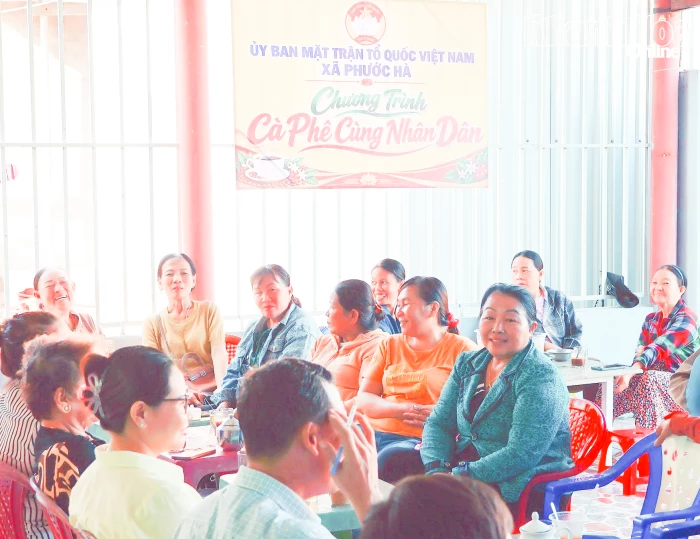 Lãnh đạo xã Phước Hà tổ chức “Cà phê cùng Nhân dân”