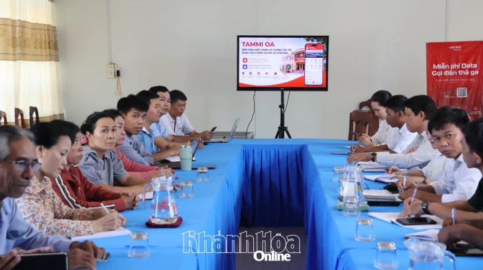 Xã Phước Hà phối hợp giới thiệu nền tảng số Viettel Tammi OA