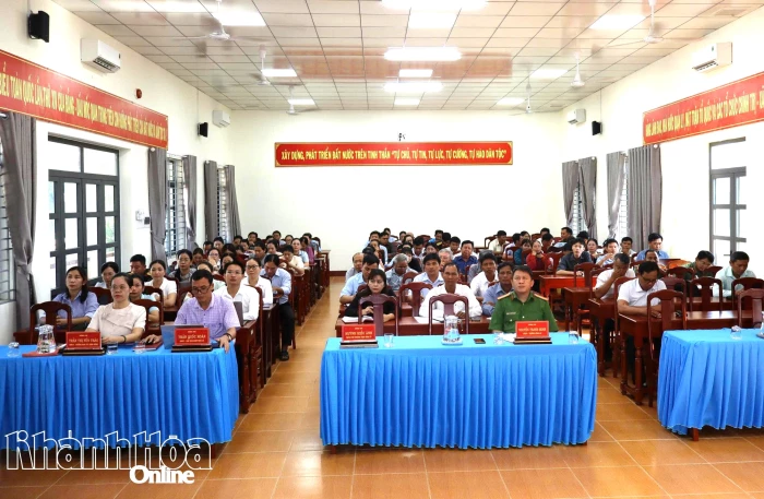Đảng ủy xã Phước Hà phổ biến, quán triệt Nghị quyết Hội nghị Trung ương 4 khóa XIV