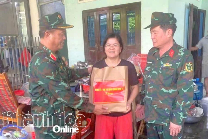 Quân khu 5 kiểm tra công tác khắc phục hậu quả mưu lũ tại xã Diên Điền