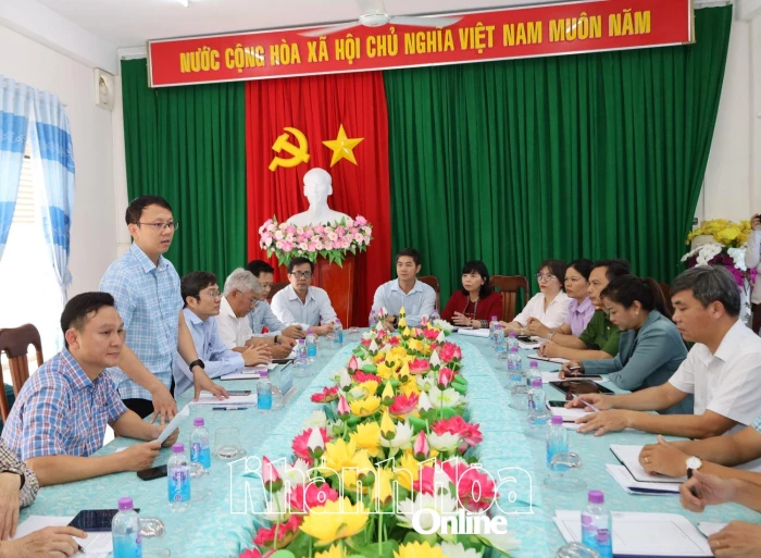Phó Chủ tịch UBND tỉnh Nguyễn Thanh Hà kiểm tra công tác phòng, chống bão tại các xã khu vực Khánh Vĩnh