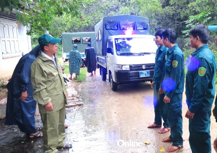 Xã Vạn Ninh chủ động di dời 5 hộ dân khu vực xung yếu đến nơi tránh trú an toàn
