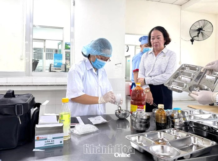 Chi cục An toàn vệ sinh thực phẩm: Kiểm tra hơn 260 cơ sở thực phẩm