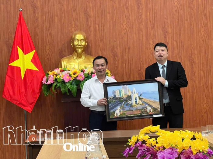 Hainan Airlines (Trung Quốc) sẽ mở đường bay mới Hải Khẩu - Cam Ranh