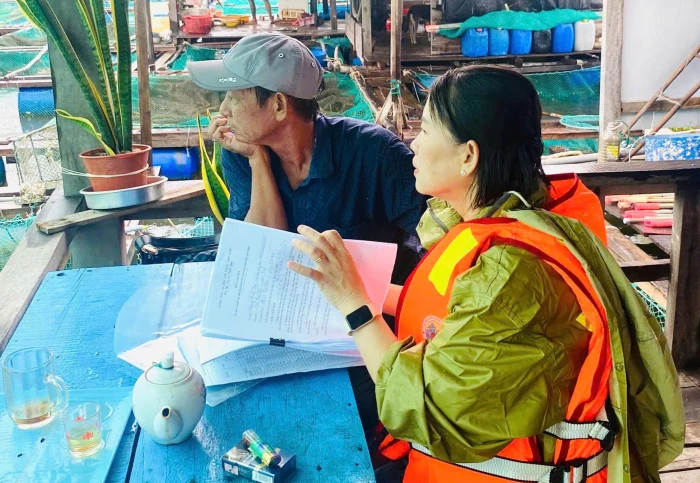 Ninh Chử vận động chủ bè chủ động ứng phó với bão số 13