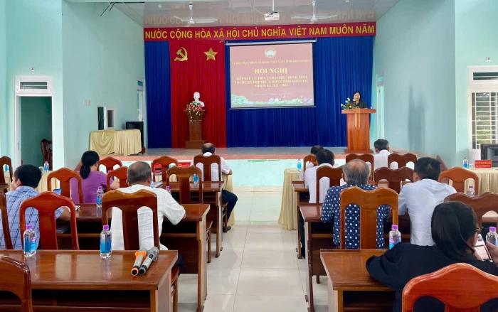 Đại biểu HĐND tỉnh tiếp xúc cử tri xã Diên Lạc