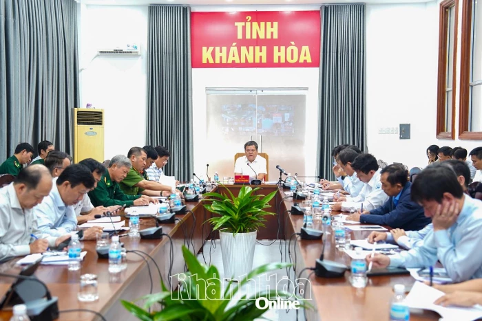 Gấp rút chuẩn bị ứng phó với bão số 15