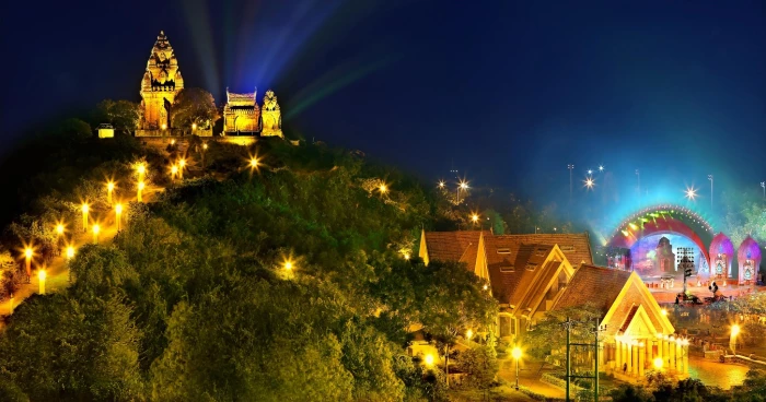 Ngày 5-12 sẽ diễn ra hội thảo “Phát huy giá trị di sản văn hóa Chăm trong phát triển du lịch”