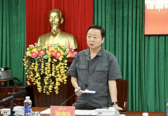 Phó Thủ tướng Chính phủ Trần Hồng Hà đánh giá cao nỗ lực ứng phó bão số 13 của các địa phương