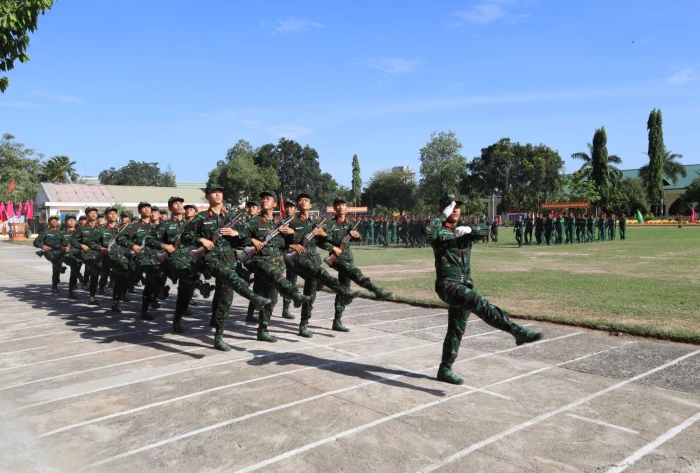 Kỷ niệm 81 năm Ngày thành lập Quân đội nhân dân Việt Nam (22-12-1944 - 22-12-2025) và 36 năm Ngày hội Quốc phòng toàn dân (22-12-1989 - 22-12-2025): Xây dựng lực lượng vũ trang vững mạnh trong tình hình mới