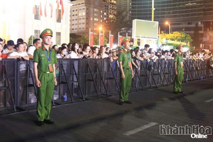Bảo đảm an ninh, an toàn tuyệt đối cho người dân và du khách tham gia chương trình “Chào năm mới 2026”