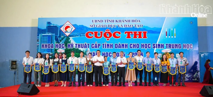 Khai mạc Cuộc thi Khoa học kỹ thuật cấp tỉnh học sinh trung học năm học 2025 - 2026
