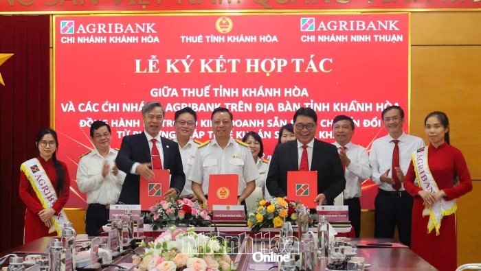 Ký kết thỏa thuận hợp tác hỗ trợ hộ kinh doanh chuyển đổi từ thuế khoán sang kê khai