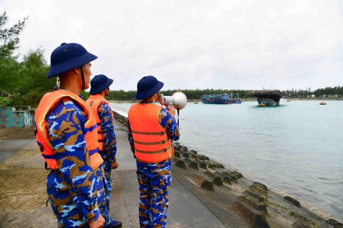 Đặc khu Trường Sa chủ động triển khai các biện pháp ứng phó áp thấp nhiệt đới