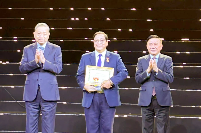 Khánh Hòa có 1 tập thể được tôn vinh tại Chương trình "Hồ Chí Minh - Hành trình khát vọng 2025"