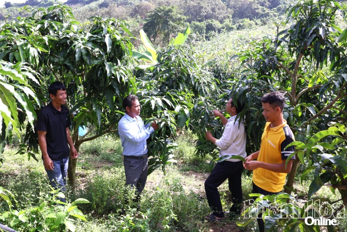 Xã Cam Hiệp: Phát huy vai trò trưởng thôn, người có uy tín trong đồng bào dân tộc thiểu số