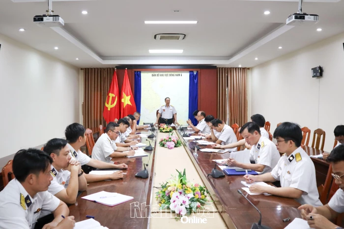 Vùng 4 Hải quân triển khai nhiệm vụ bảo đảm quà Tết cho quần đảo Trường Sa