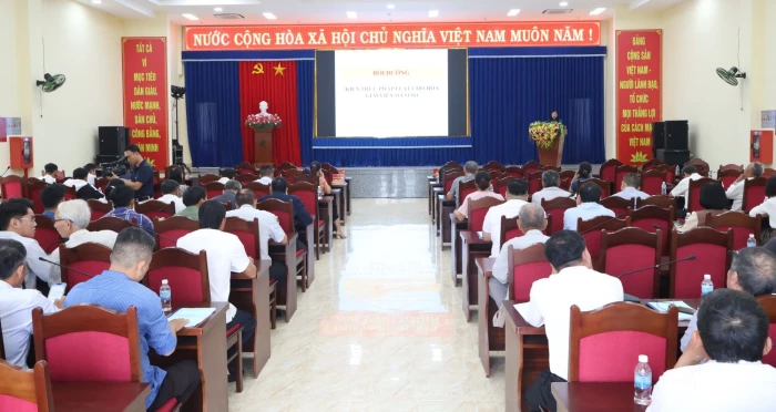 Xã Cam Lâm tập huấn nâng cao kiến thức pháp luật, kỹ năng hòa giải ở cơ sở