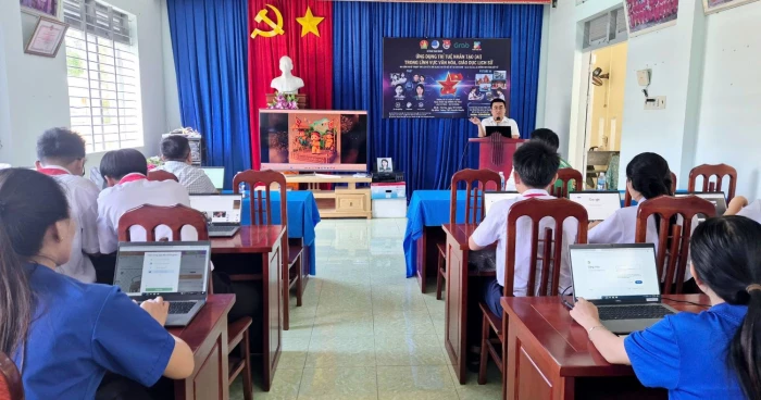 Đoàn xã Nam Cam Ranh tập huấn ứng dụng AI trong lĩnh vực văn hóa, giáo dục lịch sử