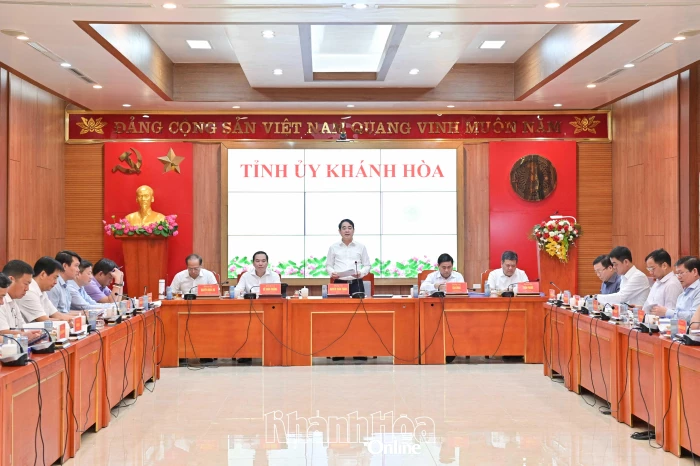 Ban Thường vụ Tỉnh ủy Khánh Hòa kiểm điểm, đánh giá, xếp loại tập thể, cá nhân năm 2025