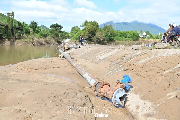 Thôn Hòn Dù, xã Tây Khánh Vĩnh: Mong sớm khắc phục hệ thống cấp nước sạch