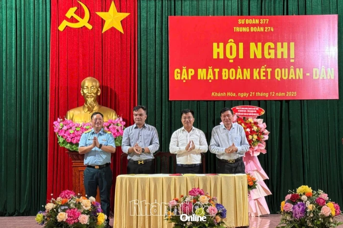 Trung đoàn 274, Sư đoàn Phòng không 377 tổ chức hội nghị gặp mặt đoàn kết quân - dân