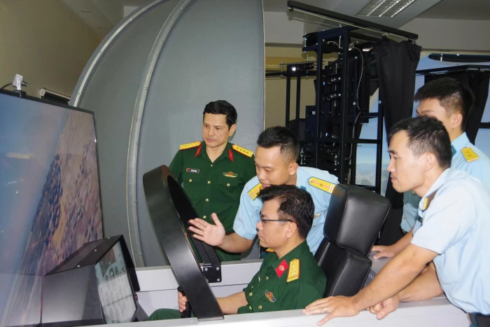 Bộ Tổng Tham mưu kiểm định chất lượng chương trình đào tạo tại Trường Sĩ quan Không quân