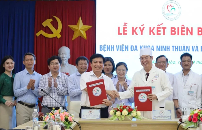 Bệnh viện Đa khoa Khánh Hòa và Bệnh viện Đa khoa Ninh Thuận ký kết hợp tác chuyên môn