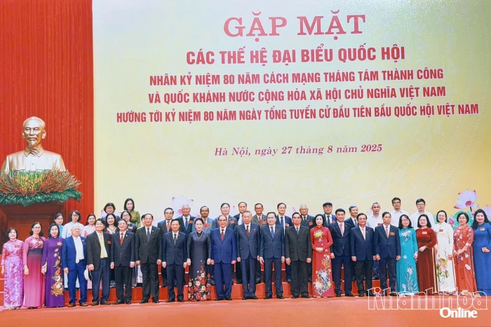 Chào mừng kỷ niệm 80 năm Ngày Tổng tuyển cử đầu tiên bầu Quốc hội Việt Nam (6-1-1946 - 6-1-2026): Đoàn Đại biểu Quốc hội tỉnh Khánh Hòa: Hành trình trách nhiệm và cống hiến