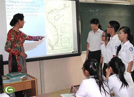 Học sinh trường Lê Quý Đôn hào hứng học lịch sử Hoàng Sa và Trường Sa.