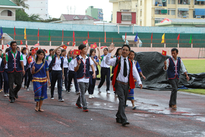 Đoàn vận động viên huyện Khánh Sơn tham gia đại hội.