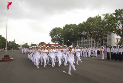 Duyệt đội ngũ trong ngày khai giảng năm học mới tại Học viện Hải quân 
