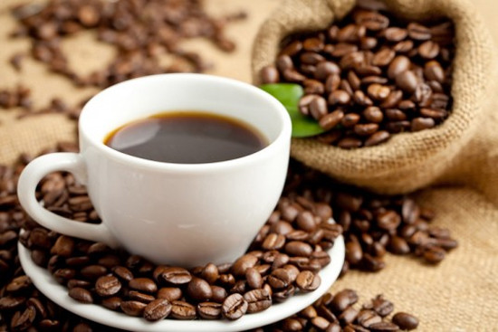 Uống khoảng 200ml cà phê mỗi ngày không gây mất nước.